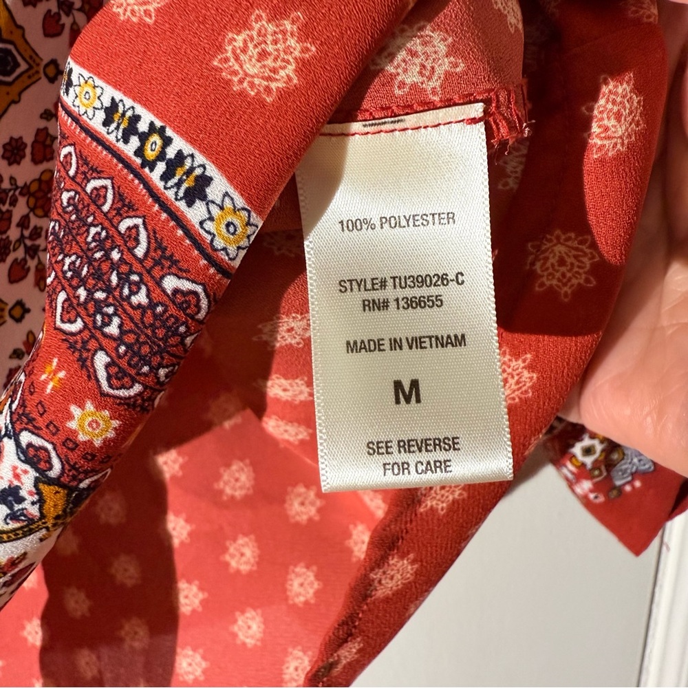 West Kei Multicolored Vibrant Design Blouse Size M Soft Fabric Top - Picture 4 of 10